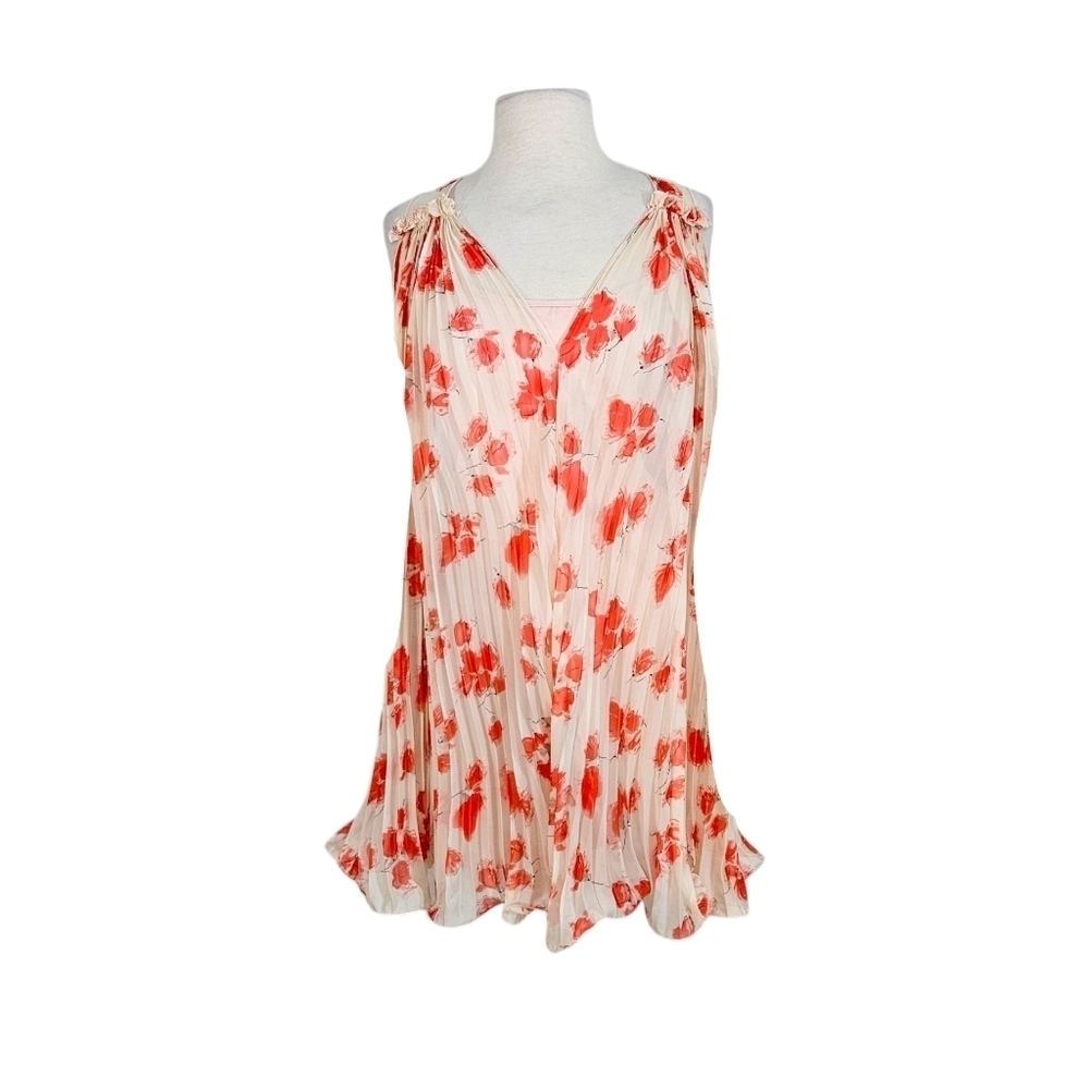Miss Me MM Couture Poppy Print Accordian Pleated Dress